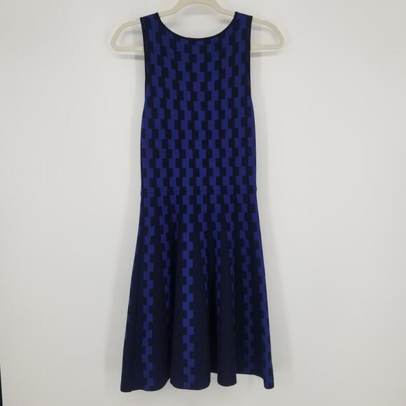 Ann Taylor Sweater Dress SP Geometric Sleeveless Fit & Flare Blue Navy Geo Work - Picture 3 of 10